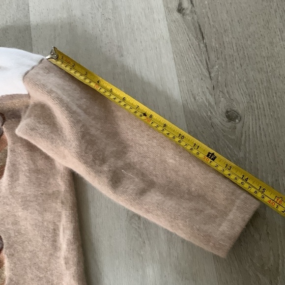 Iceberg History Sweater size M two tones seals 🦭 - Picture 11 of 16